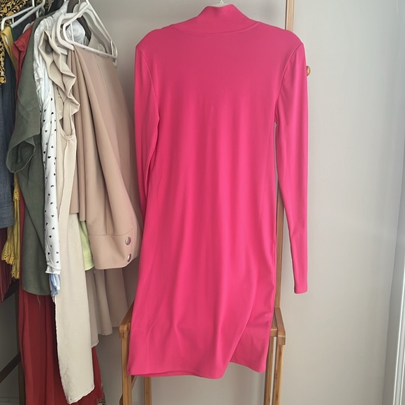 NWOT Steve Madden  sweater dress in pink color - Picture 3 of 5